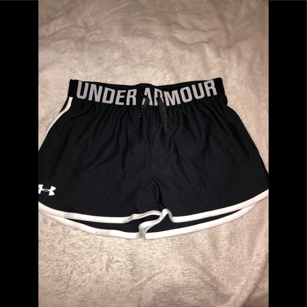 Under Armour Elastic Wasitband Youth shorts